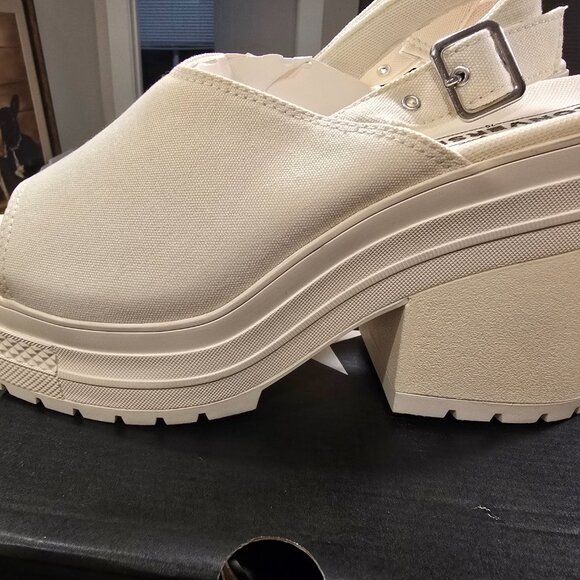 Chuck 70 De Luxe Heel Sandal Platform A13796C White Women's Size 7.5 NEW - Picture 5 of 13